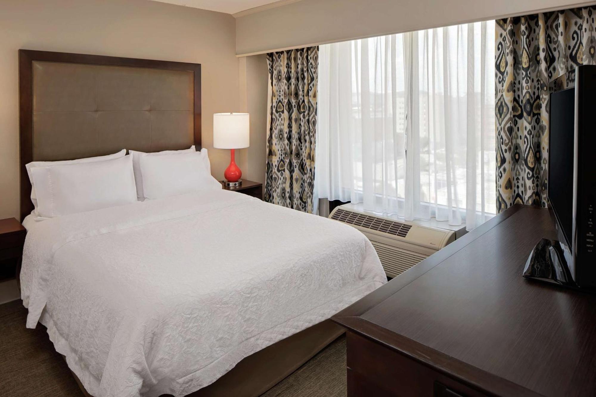 Hampton Inn Louisville Downtown Extérieur photo