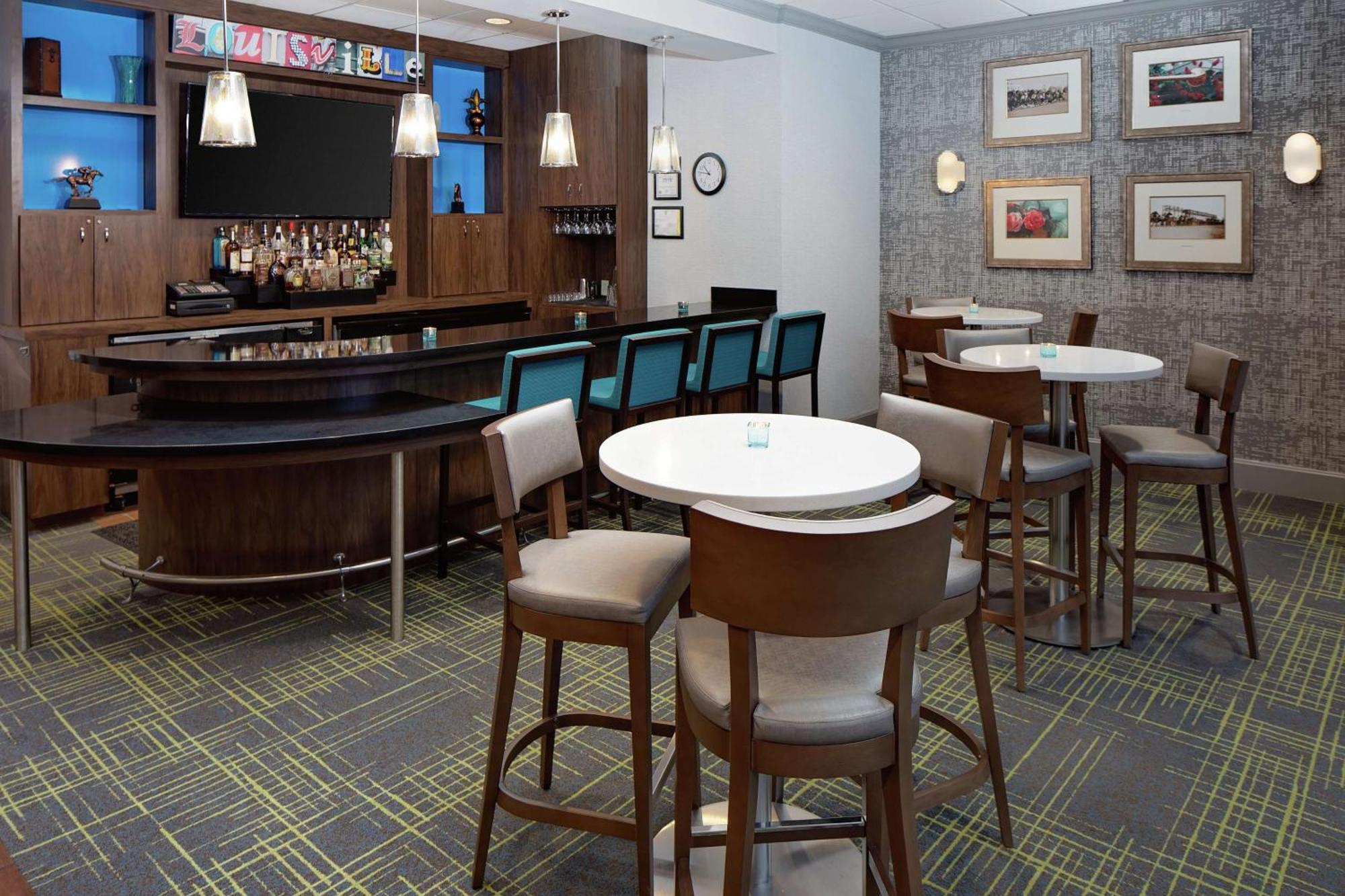 Hampton Inn Louisville Downtown Extérieur photo
