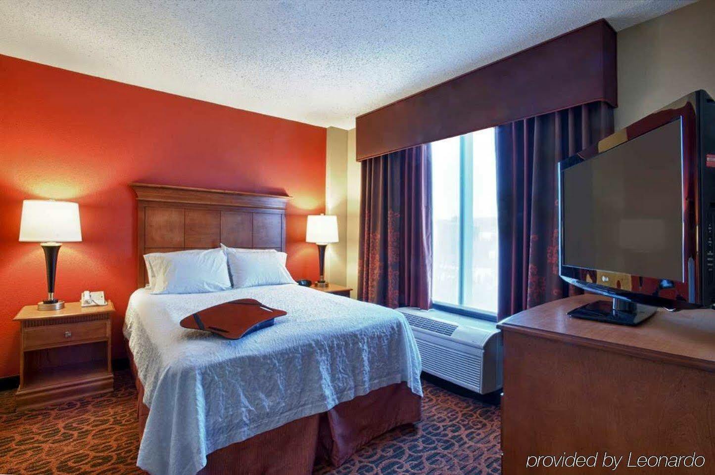 Hampton Inn Louisville Downtown Extérieur photo